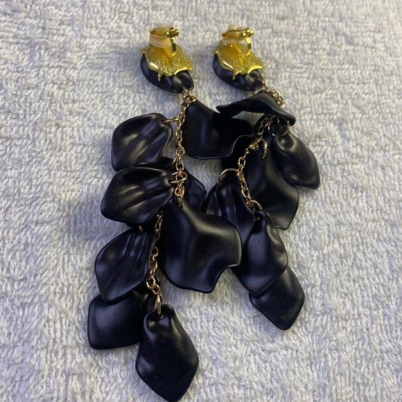 # 26 Clip On Long Acrylic Rose Petal Drop Dangle Earrings Fashion Bohemian - Picture 6 of 7